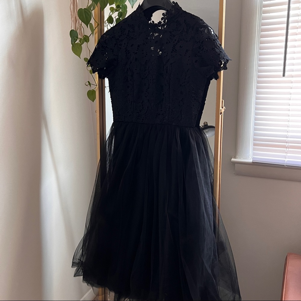 Midi black lace and tulle dress